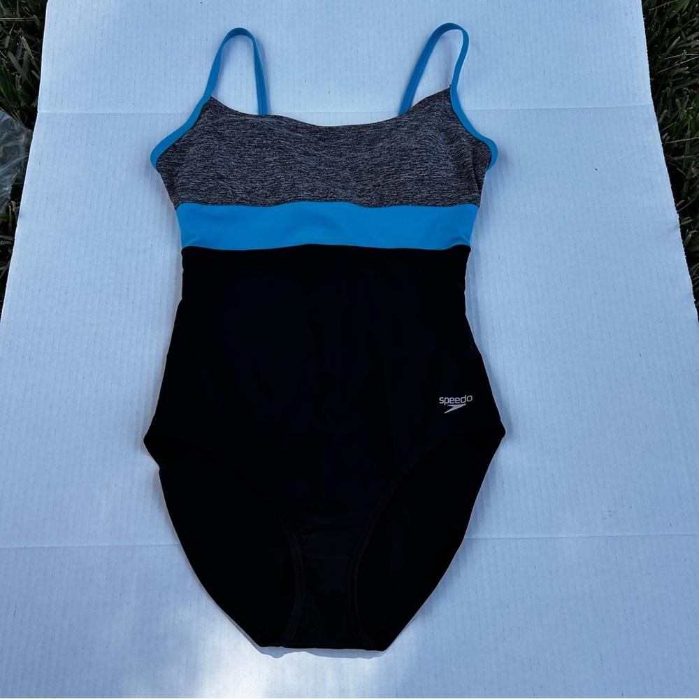 Speedo Women's Gray Black and Blue One-Piece Swimsuit Sz.6
